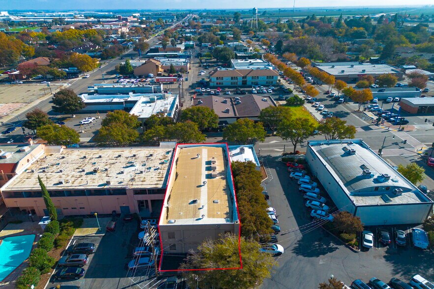 More Photos Of 1025 Central Ave, Tracy Medical For Sale