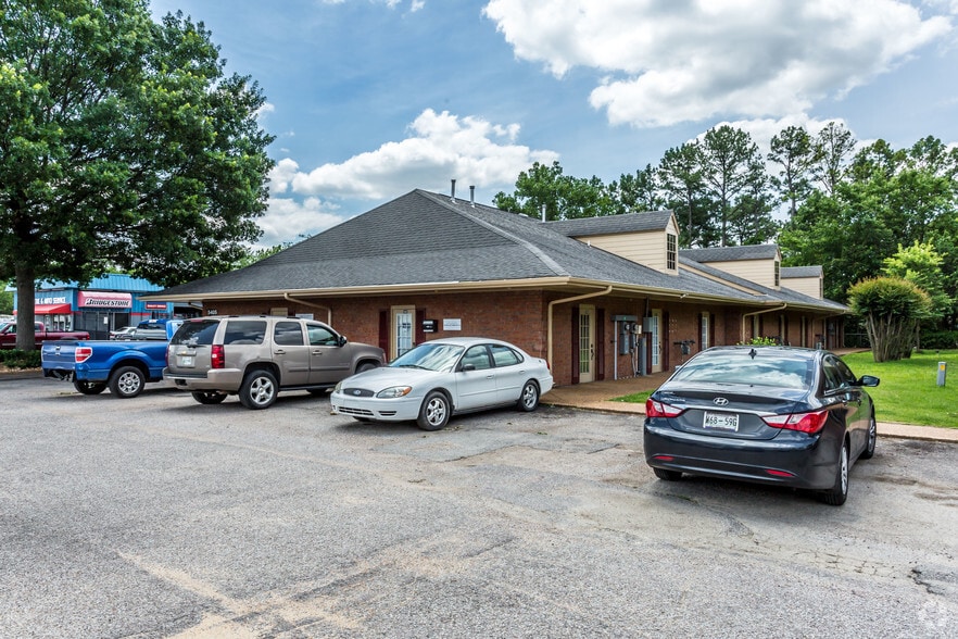 More Photos Of 5405 Fox Plaza Dr, Memphis Medical For Lease