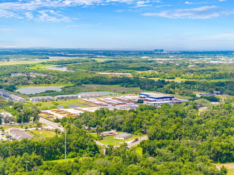 More Photos Of 9610 Harney Rd, Thonotosassa Warehouse For Sale
