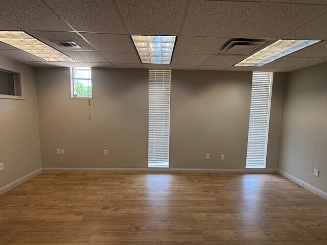 More Photos Of 2211 Hancock Dr, Austin Office Residential For Lease