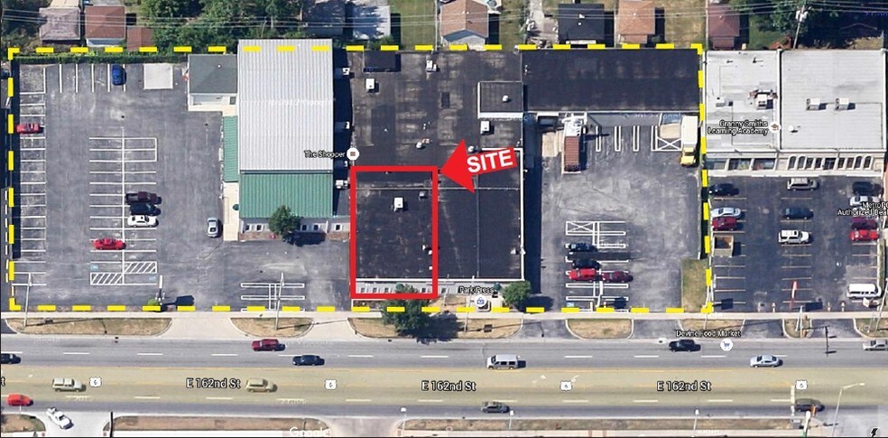 More Photos Of 930 E 162nd St, South Holland Office For Sale