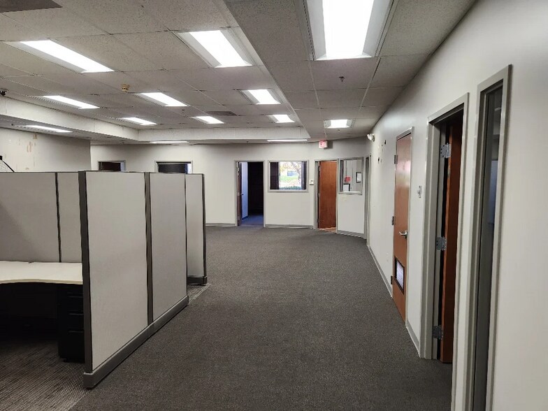 More Photos Of 750 Imperial Ct, Charlotte Distribution For Sale