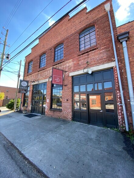 More Photos Of 1028 Broad St, Augusta Apartments For Lease