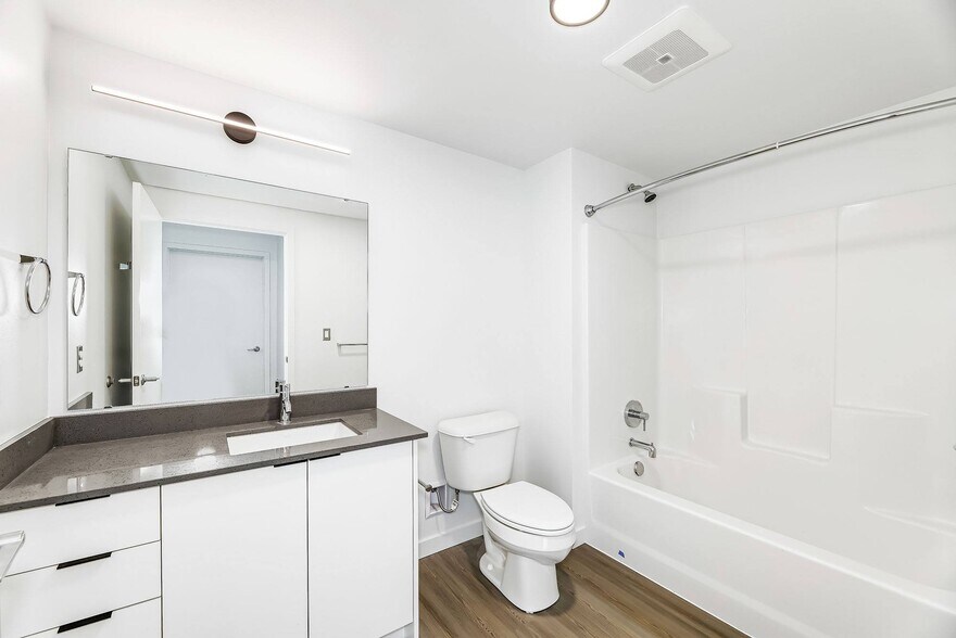 More Photos Of 10777 Main St, Bellevue Apartments For Lease