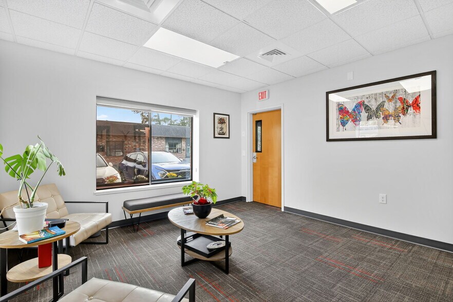 More Photos Of 363 New Britain Rd, Berlin Office For Sale