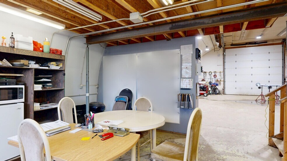 More Photos Of 3804-47 Ave, Stettler Warehouse For Sale