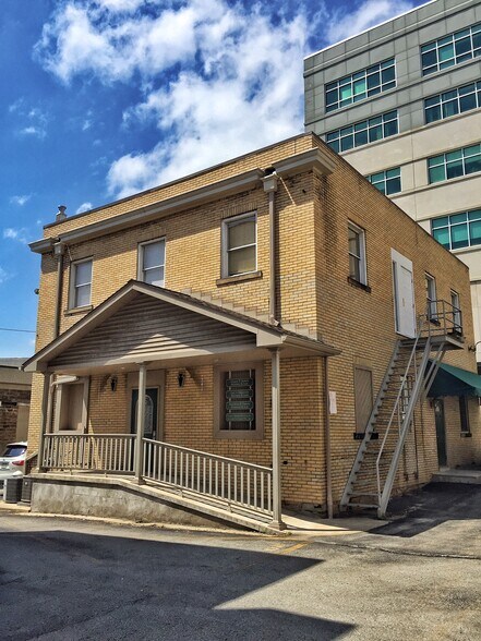 More Photos Of 35 W Pittsburgh St, Greensburg Office For Sale