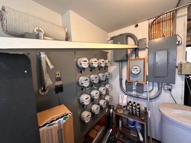 More Photos Of 322 S 2nd St, Palmyra Apartments For Sale