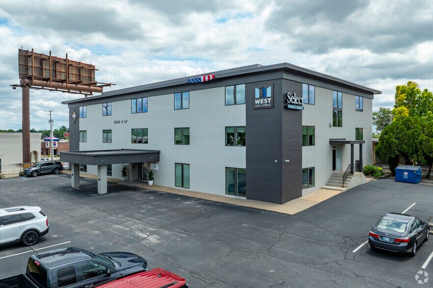 Primary Photo Of 2300 E 14th St, Tulsa Office For Lease