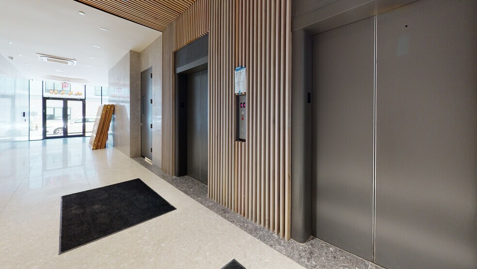 More Photos Of 500 Dekalb Ave, Brooklyn Office For Lease