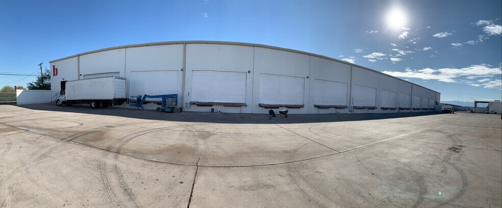 More Photos Of 1315 E Gibson Ln, Phoenix Warehouse For Lease