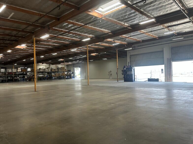 More Photos Of 1315 S Johnson Dr, City of Industry Warehouse For Lease