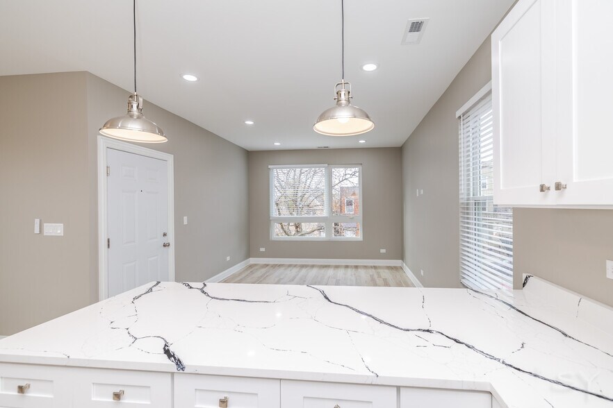 More Photos Of 851 Springfield ave, Chicago Apartments For Sale