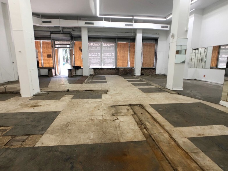 More Photos Of 1516 Unionport Rd, Bronx General Retail For Lease