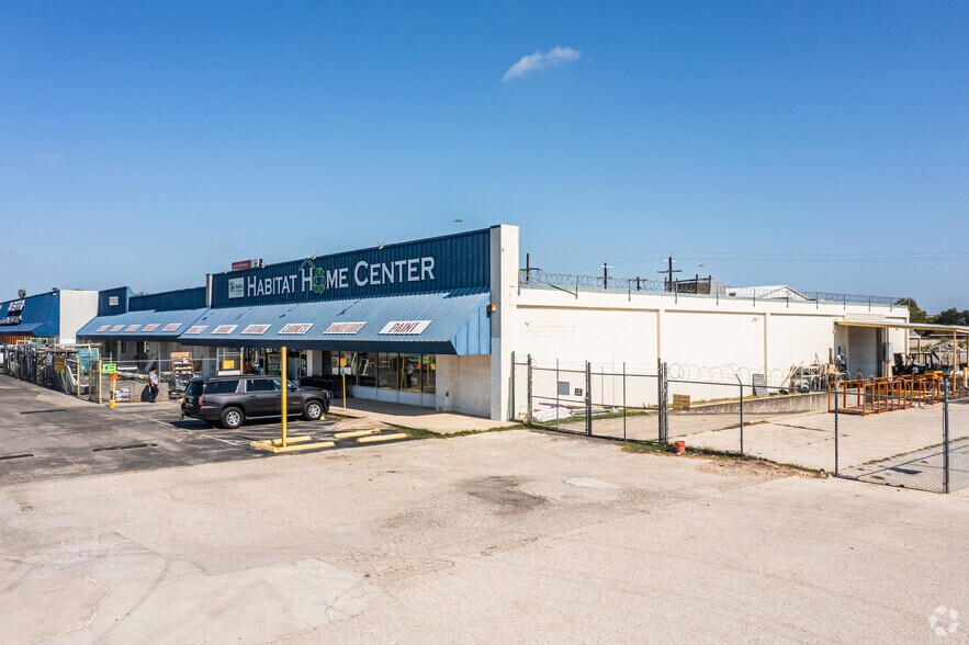 More Photos Of 1350 SW Loop 410, San Antonio Religious Facility For Sale