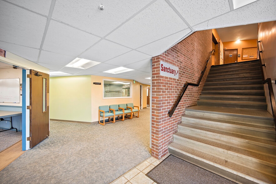 More Photos Of 820 N 30th St, Colorado Springs Religious Facility For Sale