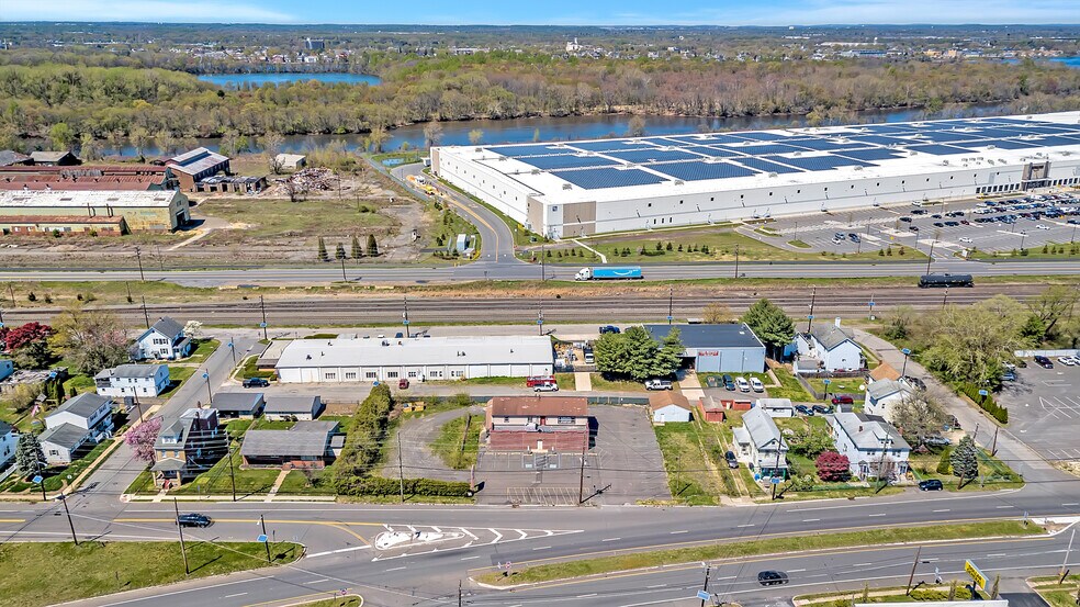 More Photos Of 1137 Bordentown Rd, Burlington Bar For Sale