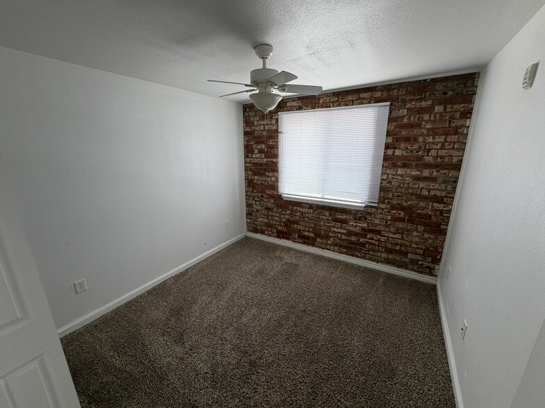 More Photos Of 7402 Overton Ave, Raytown Apartments For Sale