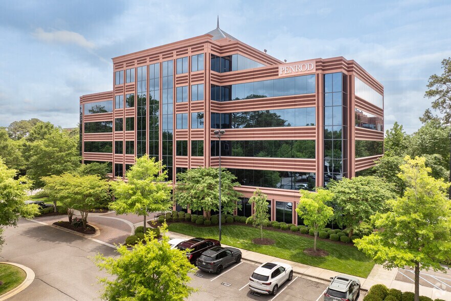 More Photos Of 272 Bendix Rd, Virginia Beach Unknown For Lease