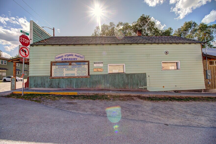 More Photos Of 300 Main St, Hot Springs Freestanding For Sale