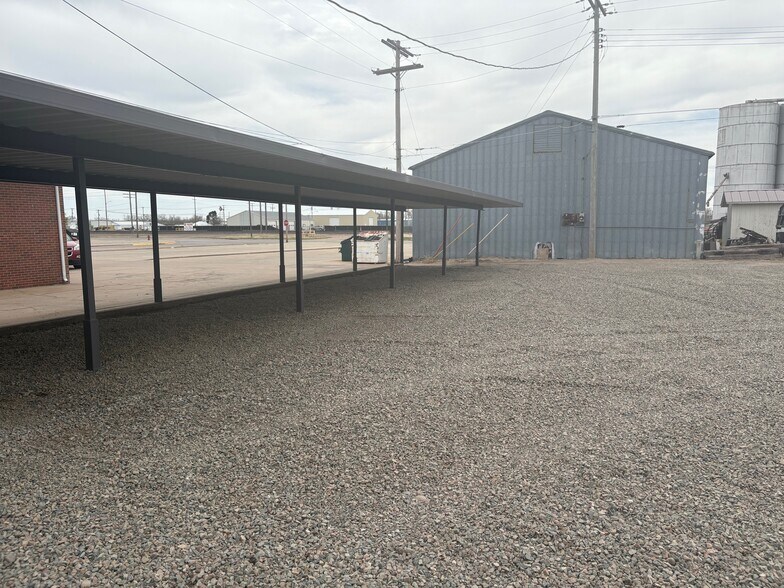 More Photos Of 212 W 1st St, Ogallala Office For Sale