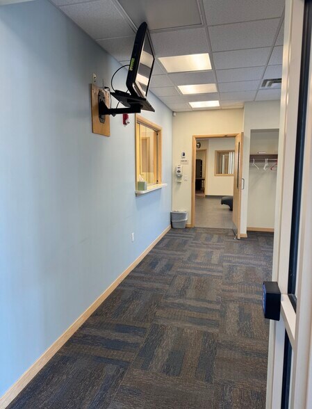 More Photos Of 177 Meadowbrook Ln, Duncansville Rehabilitation Center For Lease