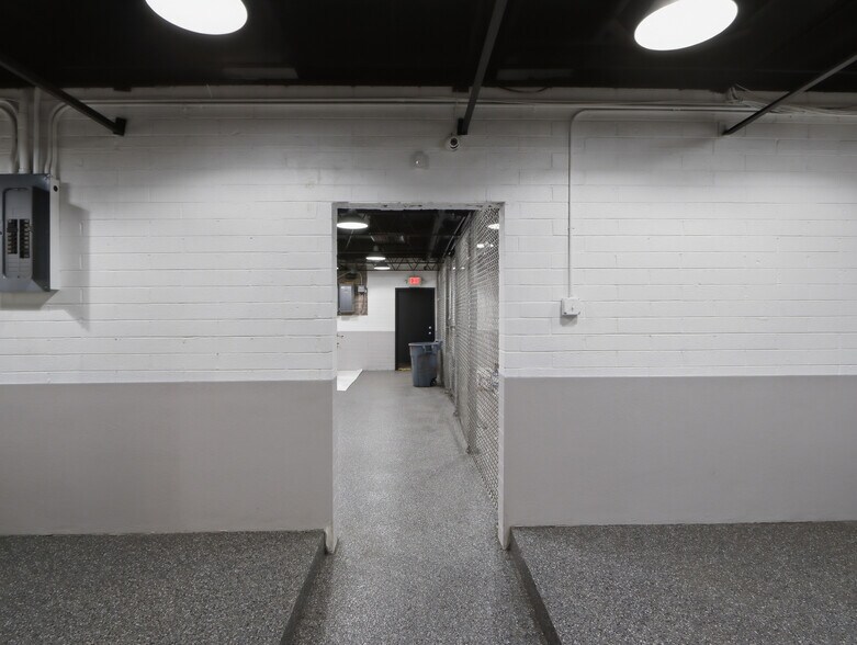 More Photos Of 420 N 15th Ave, Phoenix Loft Creative Space For Sale