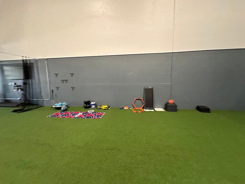 More Photos Of 861 Harold Pl, Chula Vista Research And Development For Sale