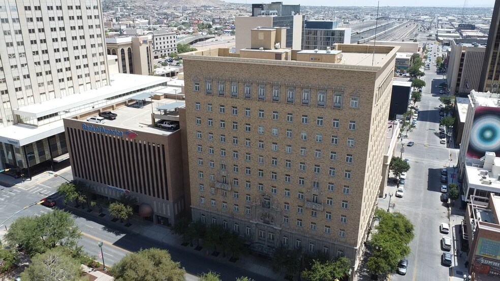 More Photos Of 300-310 N Mesa St, El Paso Office For Lease