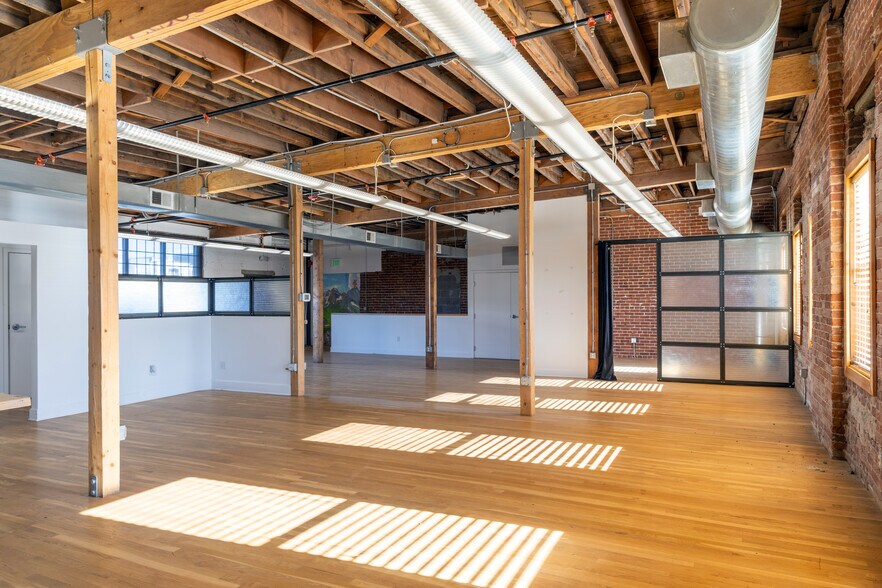 More Photos Of 2737 Larimer St, Denver Loft Creative Space For Lease