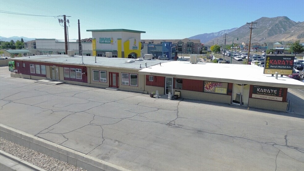 More Photos Of 845 N State St, Orem Freestanding For Sale