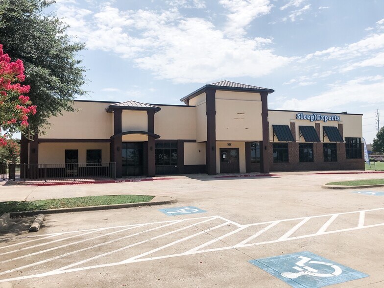 More Photos Of 3315 N President George Bush Hwy, Garland Freestanding For Sale