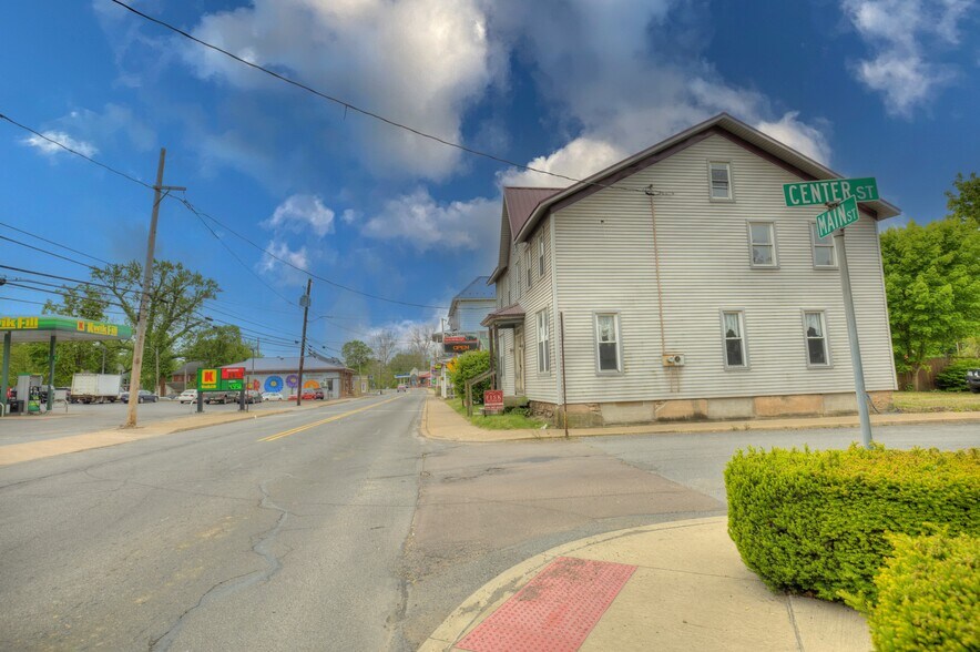 More Photos Of 150 Main St, Benton Office For Sale