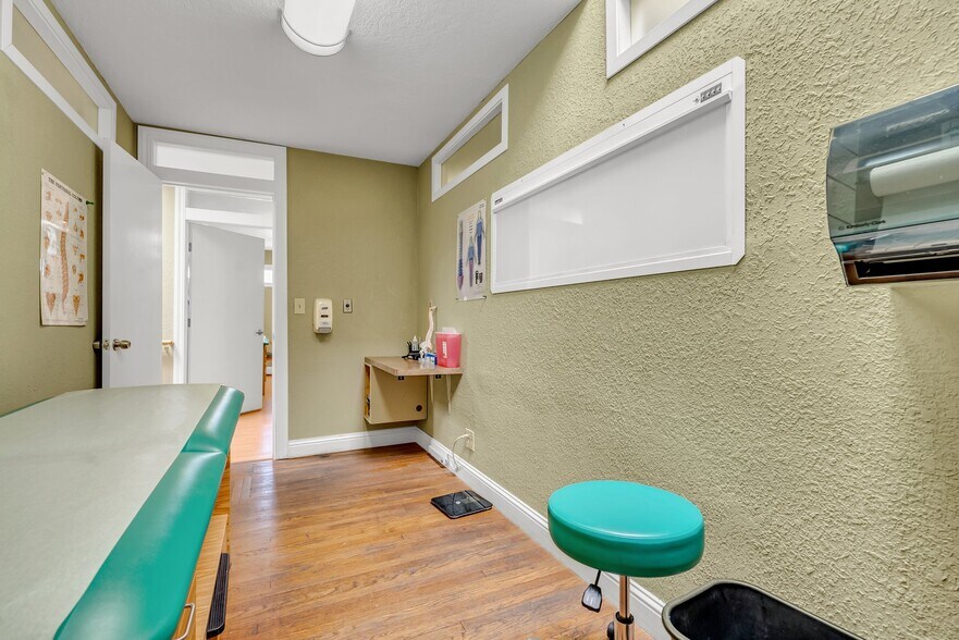 More Photos Of 2291 Pacheco St, Concord Medical For Lease