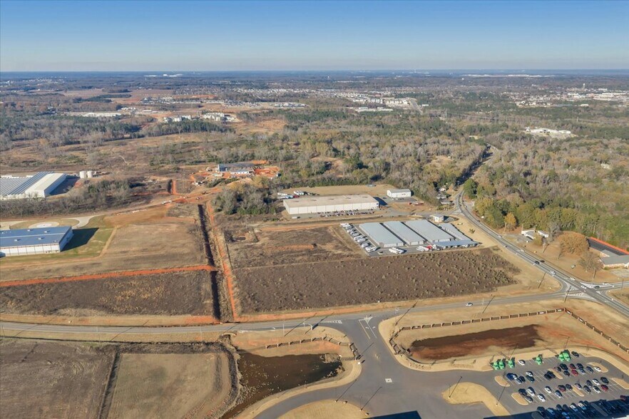 More Photos Of Robins International Blvd, Warner Robins Land For Sale
