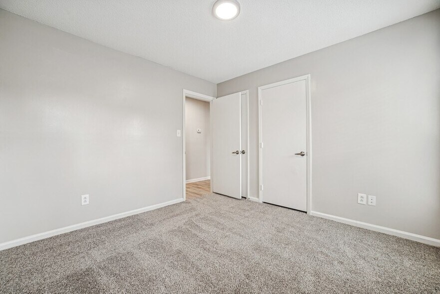 More Photos Of 1357 Sharon Rd W, Charlotte Apartments For Sale