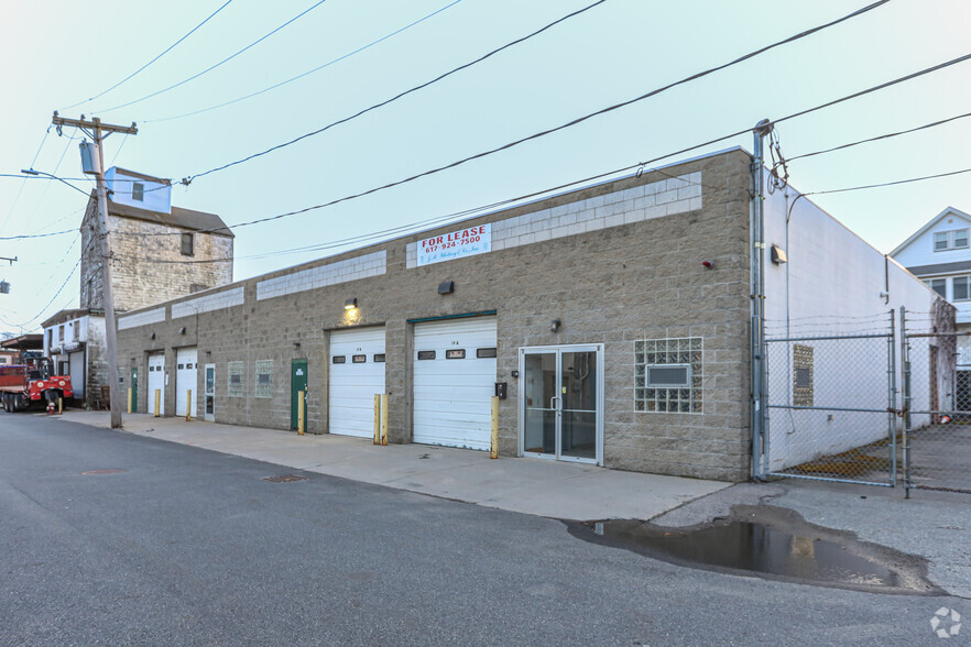 Primary Photo Of 19 Calvin Rd, Watertown Manufacturing For Lease