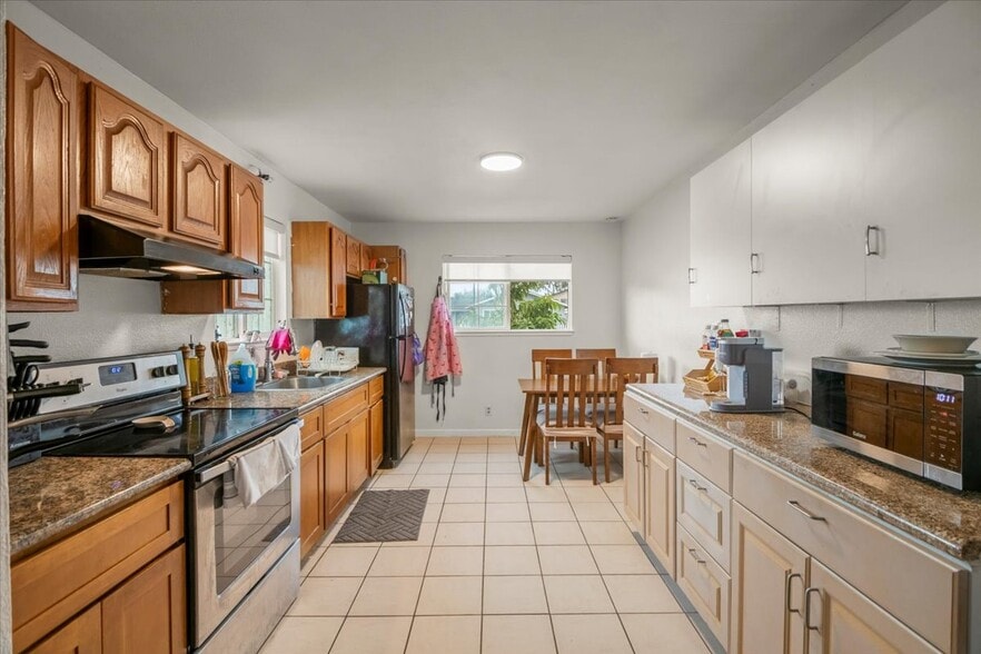 More Photos Of 33638 9th St, Union City Apartments For Sale