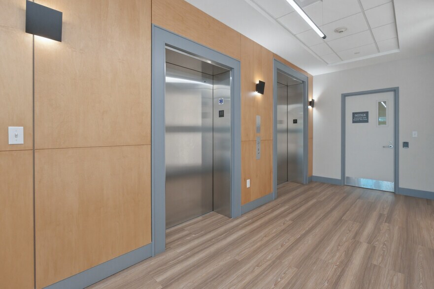 More Photos Of 51 Performance Dr, Weymouth Medical For Lease