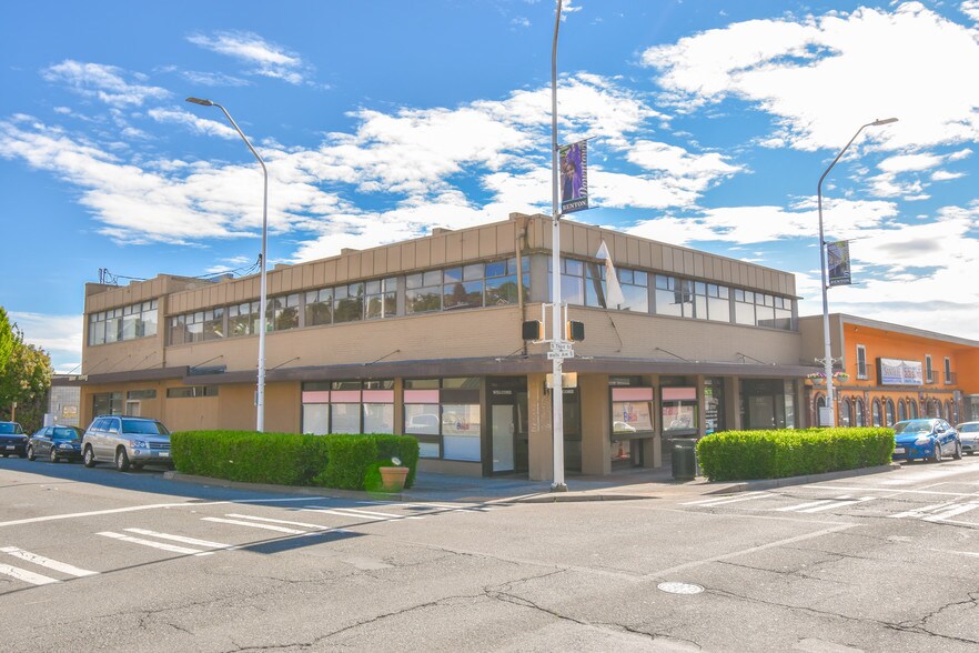 More Photos Of 811-825 S 3rd St, Renton Storefront Retail Office For Lease