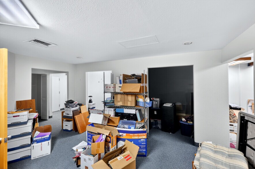 More Photos Of 950 W Ironwood Dr, Coeur d'Alene Medical For Sale