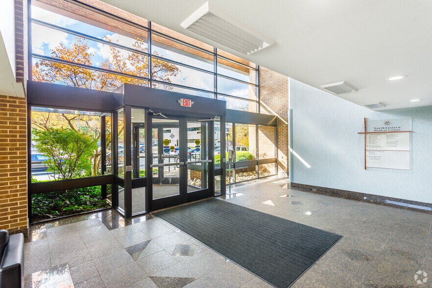 More Photos Of 29275 Northwestern Hwy, Southfield Medical For Sale