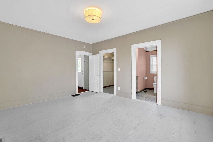 More Photos Of 134 Marble Mill Rd, Marietta Office For Sale