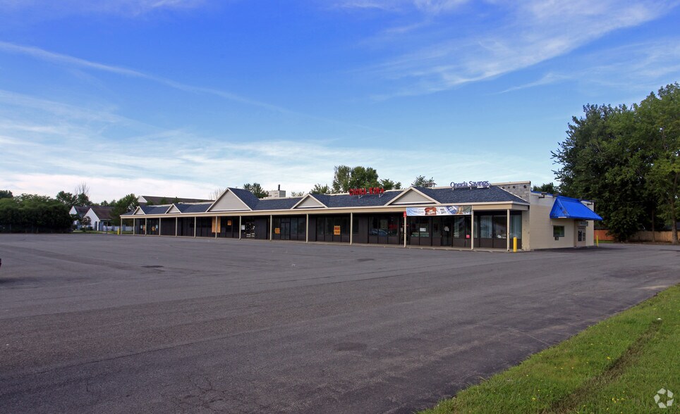 Primary Photo Of 7915 Minoa-Bridgeport Rd, Bridgeport General Retail For Lease