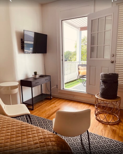 More Photos Of 3182 E Tremont Ave, Bronx Apartments For Lease