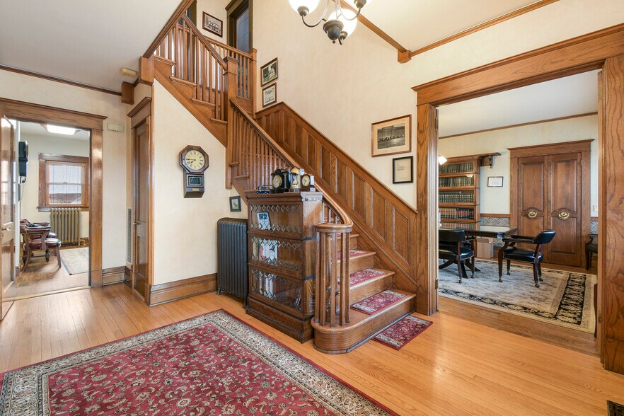 More Photos Of 105 Gleneida Ave, Carmel Office For Sale