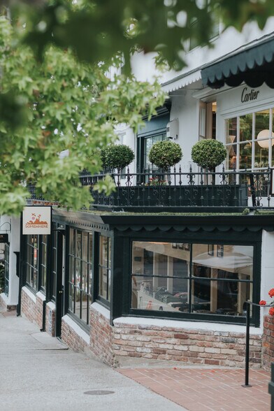 More Photos Of Ocean Ave, Carmel Hotel For Lease