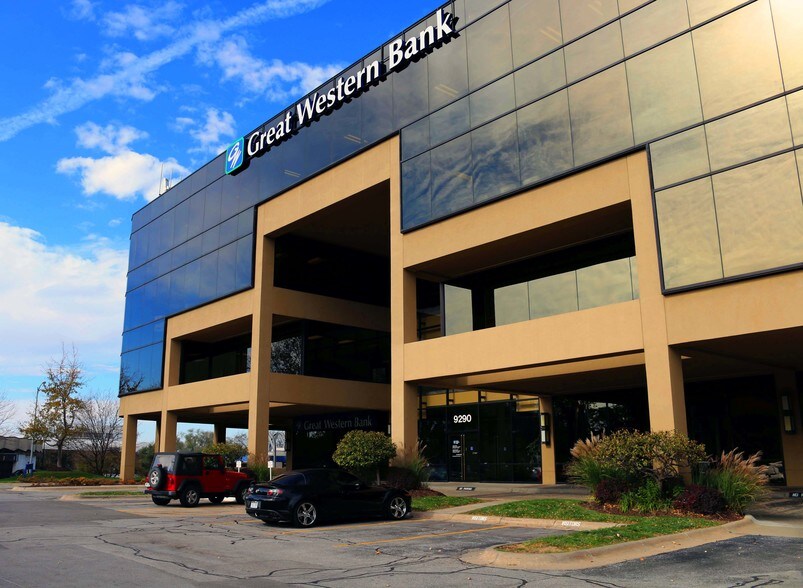 More Photos Of 9290 W Dodge Rd, Omaha Office For Lease