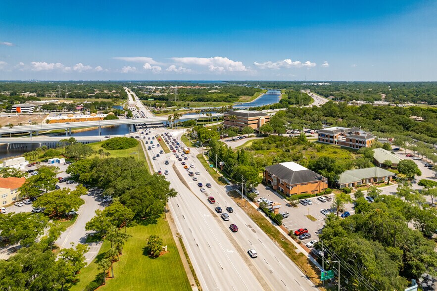More Photos Of 3820 Tampa Rd, Palm Harbor Medical For Lease