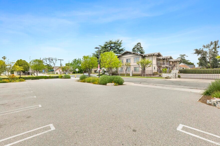 More Photos Of 437 N Riverside Ave, Rialto Loft Creative Space For Sale